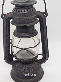 Antique Nier Feuerhand No. 275 Kerosene Railroad Lantern Made in Germany CLEAN