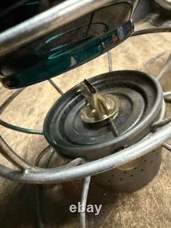 Antique Old Rare Rayo No 39 WB Railroad RR Oil Lantern Lamp Green Teal Globe USA