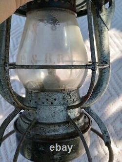 Antique P&RRY Co. LO. CO. Dept. Railroad Lantern. Etched Globe