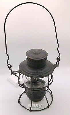 Antique Pere Marquette Railway Adam's #250 Kerosene Lantern, Globe Has C&O