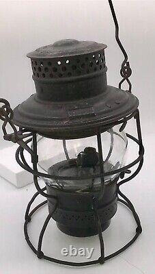 Antique Pere Marquette Railway Adam's #250 Kerosene Lantern, Globe Has C&O