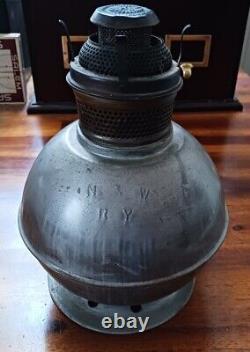 Antique ROYAL Oil/Kerosene Lamp N&W RAILROAD ORIGINAL Condition RARE