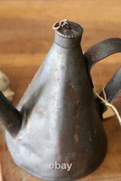 Antique Railroad Lantern Lamp Oiler Oil Can Star Design On LID Vintage Tin Metal