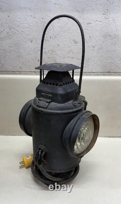 Antique Railroad Lantern The ADLAKE Non-Sweating Lamp CHICAGO