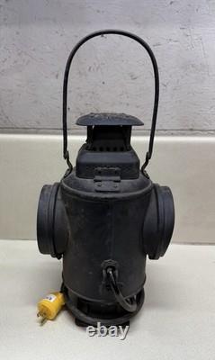 Antique Railroad Lantern The ADLAKE Non-Sweating Lamp CHICAGO