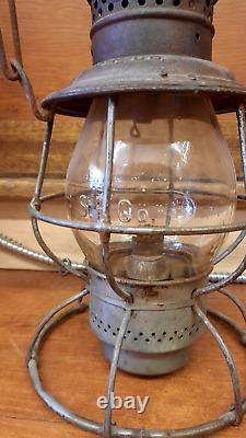 Antique SOUTHERN PACIFIC Railroad Lamp Marked S. P. Co R. R Light