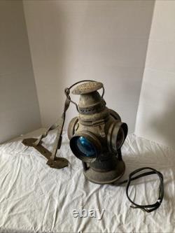 Antique The ADLAKE Non-Sweating Lamp Chicago Railroad Train Switch Lantern