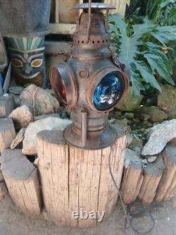 Antique The ADLAKE Non-Sweating Lamp Chicago Railroad Train Switch Lantern