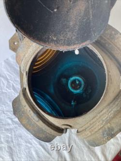 Antique The ADLAKE Non-Sweating Lamp Chicago Railroad Train Switch Lantern