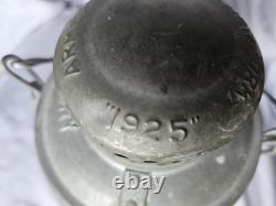 Antique Vintage Armspear Norfolk And Western Blue Globe Railroad Lantern