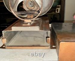 Antique Wall Mount Caboose Railroad Lantern Oil lamp Missing Reservoir /Chimney