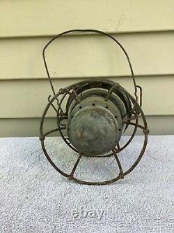 Armspear B&O 1925 Railroad Lantern w / B&O Stamped Globe/ Unmarked Burner jj