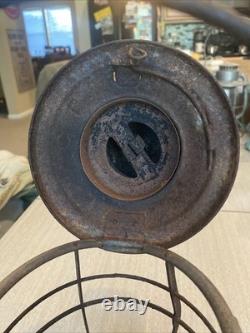 Atlantic Coast Line 1903 Casey Railroad Lantern With Cast Globe