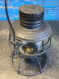 BLACK HANDLAN MISSOURI KANSAS & TEXAS RAILROAD LANTERN WithETCHED (MK&T Ry)GLOBE