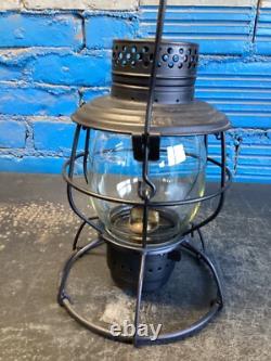 BLACK HANDLAN MISSOURI KANSAS & TEXAS RAILROAD LANTERN WithETCHED (MK&T Ry)GLOBE