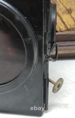 Black RAILROAD RR LAMP LANTERN E R SNLW LTD 1952 ELIZABETH REGINA VINTAGE