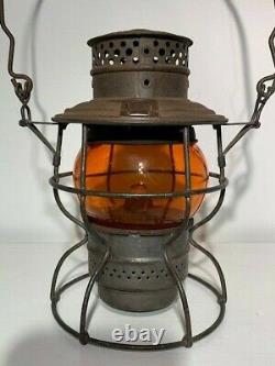 C. G. W. Rr (chicago Great Western Rr) Adlake 250 Kero Railroad Lantern