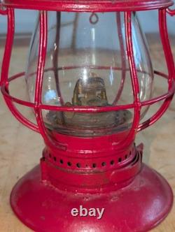 CT Ham No 39 Railroad Lantern Bell Bottom Clear Globe Red Twist Drop Fount