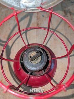 CT Ham No 39 Railroad Lantern Bell Bottom Clear Globe Red Twist Drop Fount