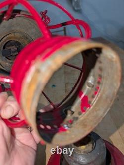 CT Ham No 39 Railroad Lantern Bell Bottom Clear Globe Red Twist Drop Fount
