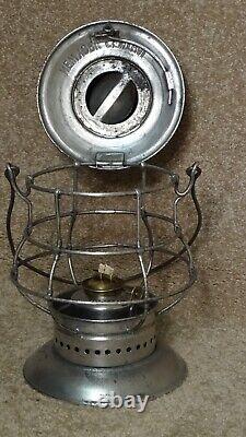 DIETZ No. 6 NEW YORK CENTRAL BELLBOTTOM RAILROAD LANTERN With RED GLOBE (9)