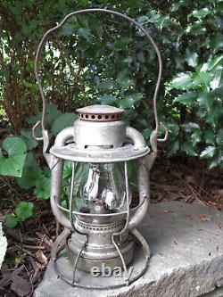 DIETZ VESTA NEW YORK CENTRAL RAILROAD LANTERN 1929 Very Good Condition