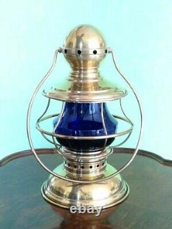 Dayton Mfg. Co. Globe Model Railroad Conductors Lantern Cobalt Blue Globe