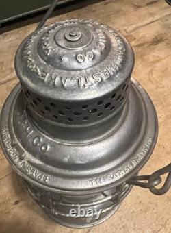 Delaware & Hudson Railroad D&H Bell Bottom Lantern and Cast Globe