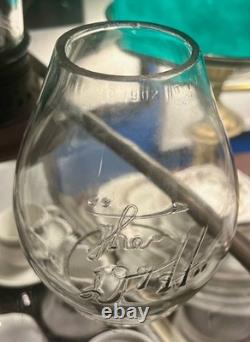 Delaware & Hudson Railroad D&H Bell Bottom Lantern and Cast Globe