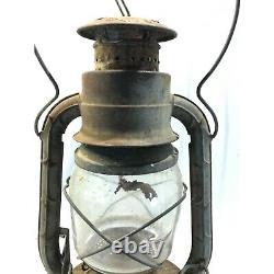Dietz D-Lite No. 2 antique railroad lantern, train lamp