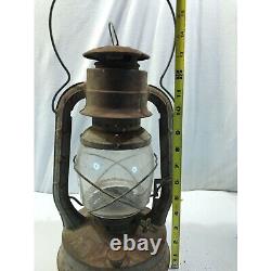 Dietz D-Lite No. 2 antique railroad lantern, train lamp