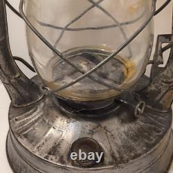 Dietz No. 2 Blizzard Vintage Lantern Railroad Hurricane Tubular Glass Made in USA