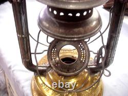 Dietz No 2 D Lite Oil Barn Lantern & Globe Brass Top Brass Large Font Railroad