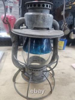 Dietz Railroad Lantern Split Color Globe New York R. R. No Wick Cracked Globe