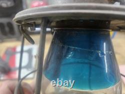 Dietz Railroad Lantern Split Color Globe New York R. R. No Wick Cracked Globe