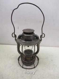 Dietz Vesta Cold Blast Kerosene Railroad LanternHigh Top Brakeman