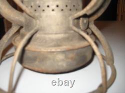 Dietz Vesta New York Central LINES Railroad Lantern With Marked AMBER NYCL Globe