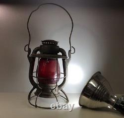 Dietz Vesta New York Central Station Railroad Lantern With Red Globe Light Lamp