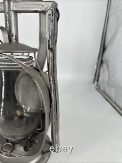 Erie railroad car inspector's lamp as found condition Dietz Top handle mark nice