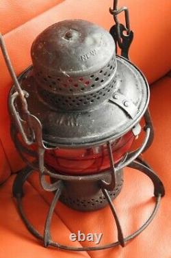 GN Great Northern Railway Lantern Cnx red Globe