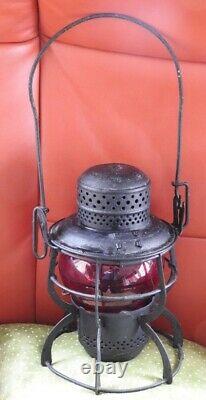 GN Great Northern Railway Lantern Cnx red Globe