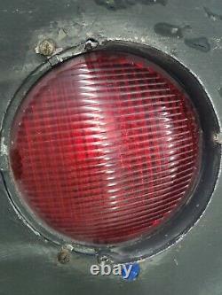GRS Railroad Crossing Signal Light Assenbly Complete Ships Free