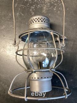 HANDLAN OREGON WASHINGTON RAILROAD & NAVIGATION CO LANTERN WithEMB. OWRR&NCO GLOBE