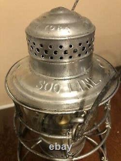 Hard To Find Double Embossed Armspear Top And Globe Soo Line Railroad Lantern