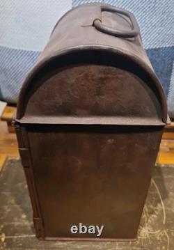 Hull & Barnsley Railway Lamp Bulls eye glass & Red Lense 12 × 7¼ × 6 Railway