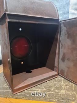 Hull & Barnsley Railway Lamp Bulls eye glass & Red Lense 12 × 7¼ × 6 Railway