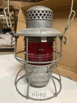 L&N R. R. Louisville and Nashville Railroad Adlake Lantern Red Globe