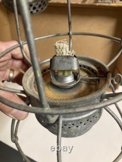 L&N R. R. Louisville and Nashville Railroad Adlake Lantern Red Globe