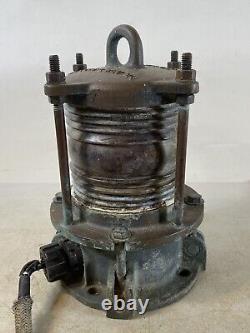 LL Rowe Co. Lamp Lantern brass railroad train marine Vintage 58E76