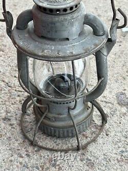 LVRR LEHIGH VALLEY RAILROAD DIETZ VESTA LANTERN 1936 NICE CONDITION Ships Fast